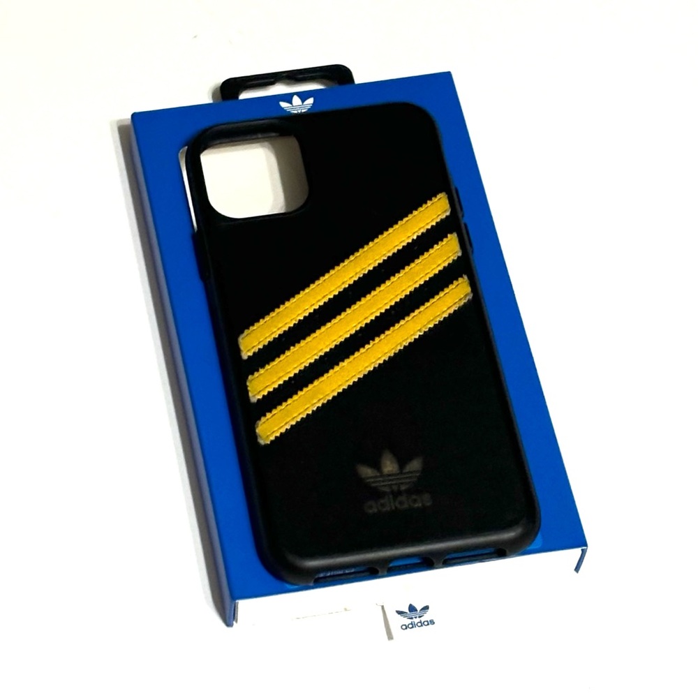 adidas Samba Molded Case iPhone 11 Pro Max - Picture 5 of 7